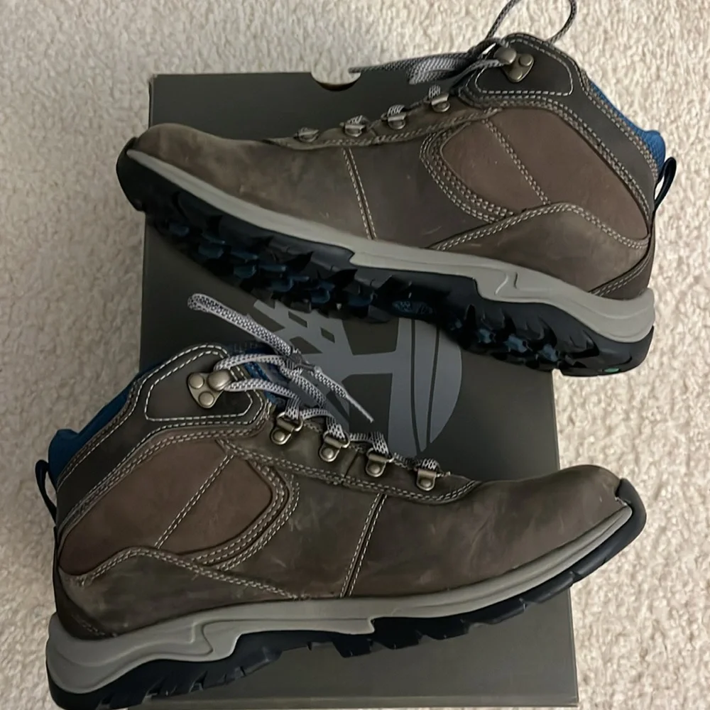New Timberland MT. Maddsen Waterproof Mid Hiker - Size 8.5M - Picture 8 of 8